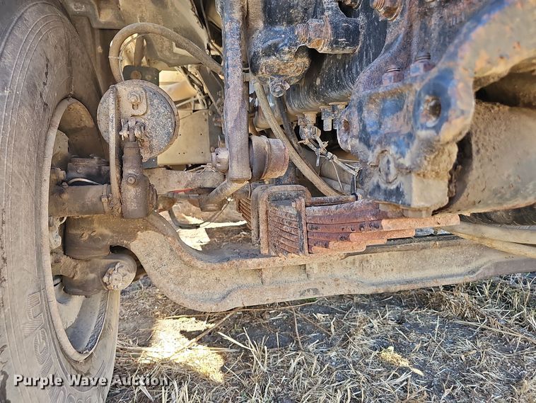 image for item DO5483 2006 Sterling LT9500 dump truck