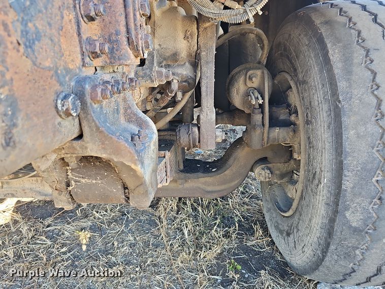 image for item DO5483 2006 Sterling LT9500 dump truck