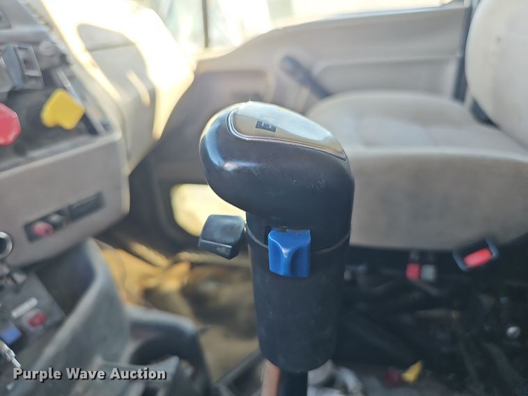 image for item DO5483 2006 Sterling LT9500 dump truck