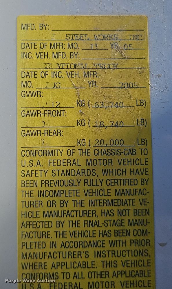 image for item DO5483 2006 Sterling LT9500 dump truck