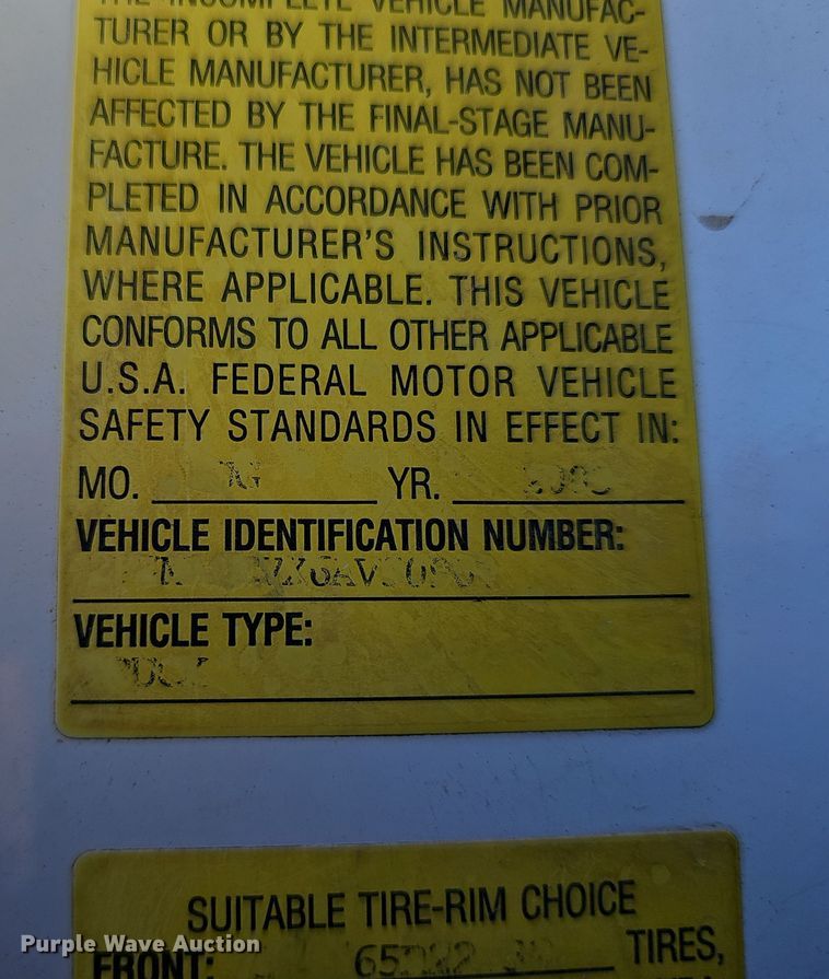 image for item DO5483 2006 Sterling LT9500 dump truck