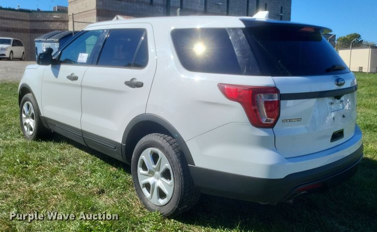 image for item DQ3722 2017 Ford Explorer Police Interceptor  SUV