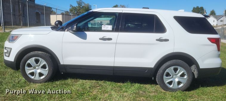 image for item DQ3722 2017 Ford Explorer Police Interceptor  SUV