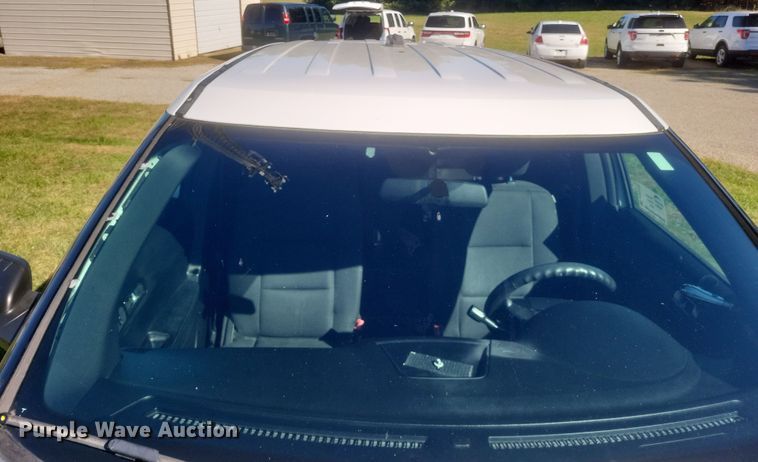 image for item DQ3722 2017 Ford Explorer Police Interceptor  SUV