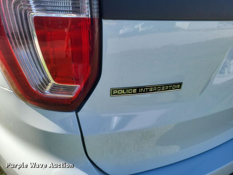 image for item DQ3722 2017 Ford Explorer Police Interceptor  SUV