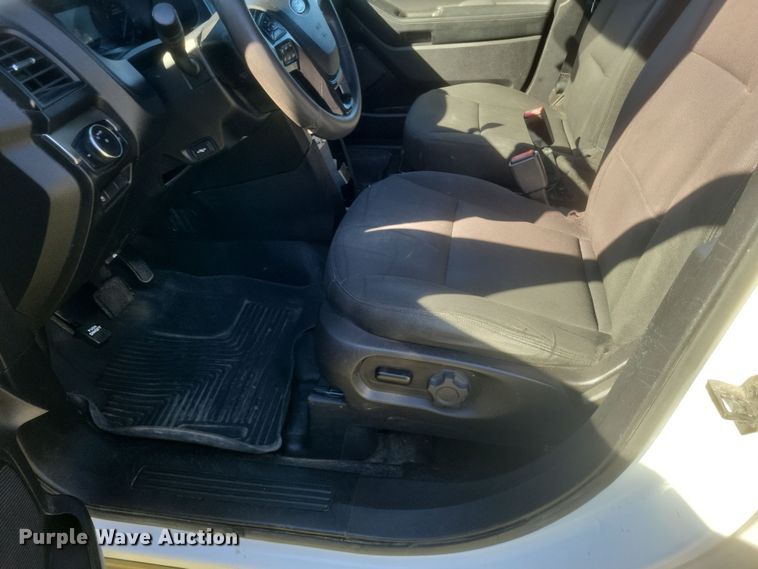 image for item DQ3722 2017 Ford Explorer Police Interceptor  SUV