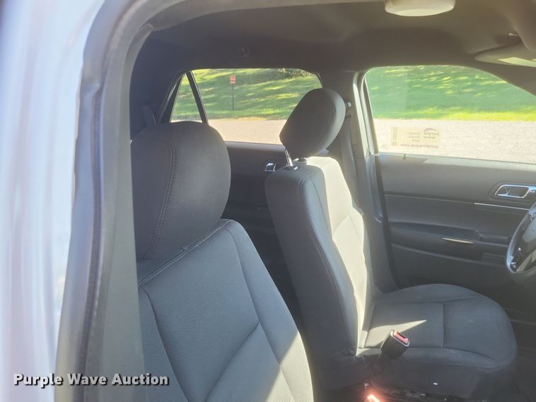 image for item DQ3722 2017 Ford Explorer Police Interceptor  SUV