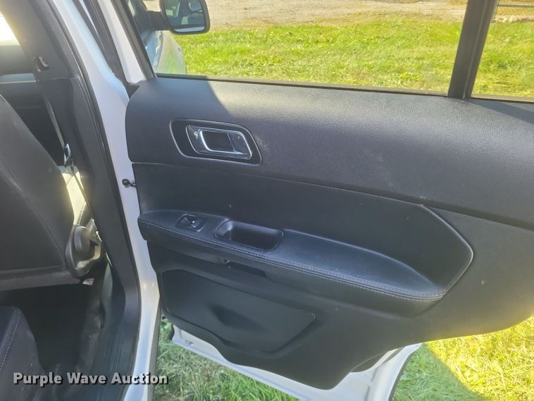 image for item DQ3722 2017 Ford Explorer Police Interceptor  SUV