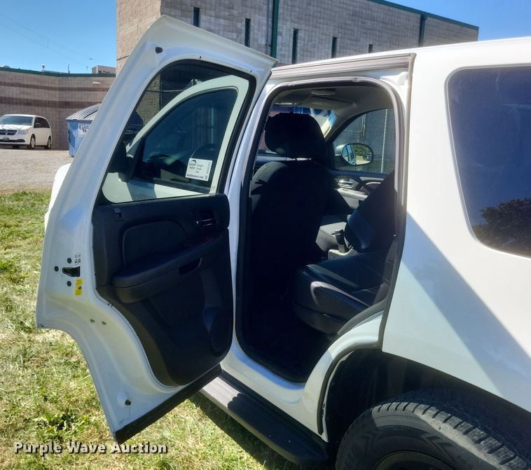 image for item DQ3722 2017 Ford Explorer Police Interceptor  SUV