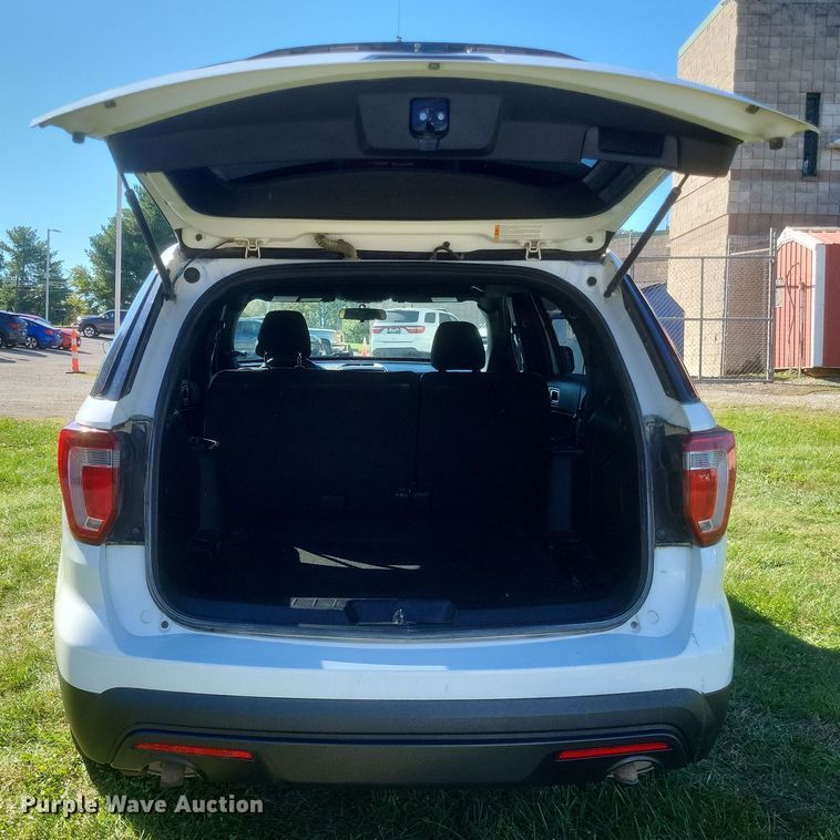 image for item DQ3722 2017 Ford Explorer Police Interceptor  SUV