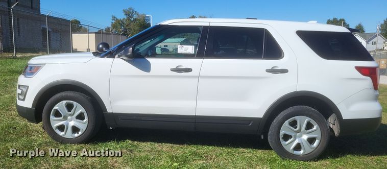 image for item DQ3723 2017 Ford  Explorer Police Interceptor  SUV