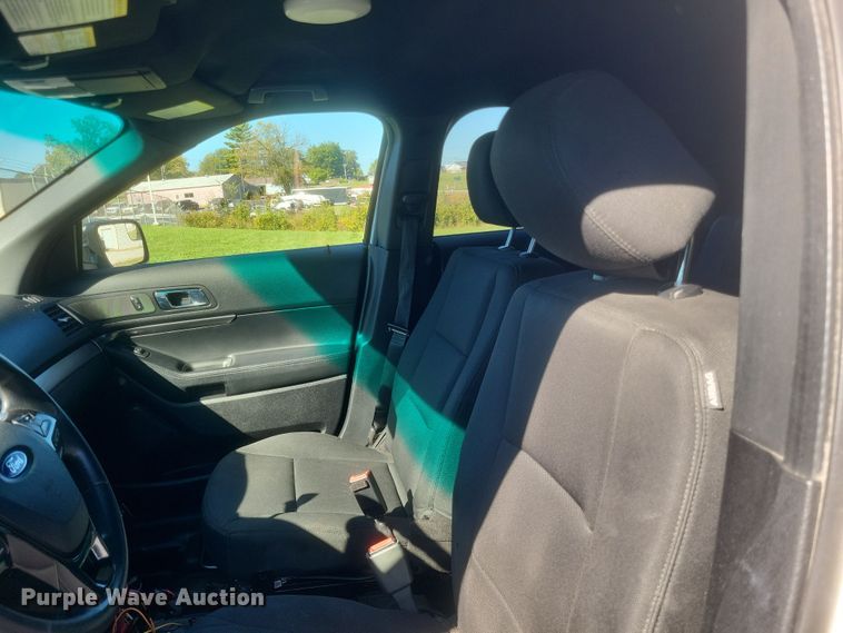 image for item DQ3723 2017 Ford  Explorer Police Interceptor  SUV