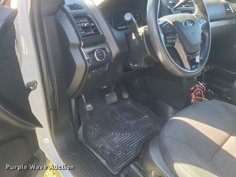 image for item DQ3723 2017 Ford  Explorer Police Interceptor  SUV