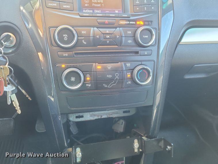 image for item DQ3723 2017 Ford  Explorer Police Interceptor  SUV