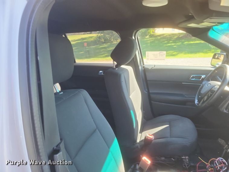 image for item DQ3723 2017 Ford  Explorer Police Interceptor  SUV