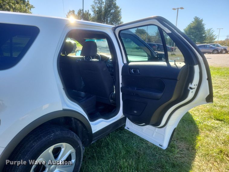 image for item DQ3723 2017 Ford  Explorer Police Interceptor  SUV