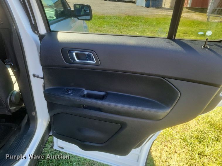 image for item DQ3723 2017 Ford  Explorer Police Interceptor  SUV