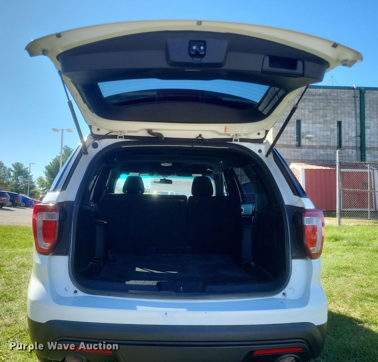 image for item DQ3723 2017 Ford  Explorer Police Interceptor  SUV