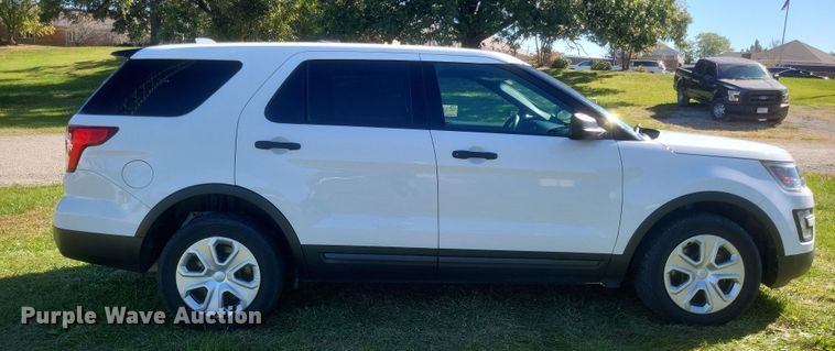 image for item DQ3724 2017 Ford  Explorer Police Interceptor  SUV