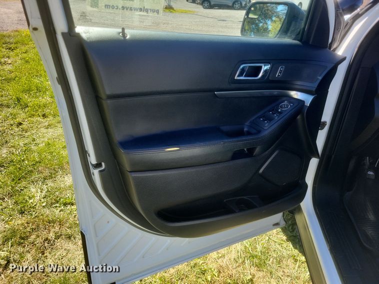 image for item DQ3724 2017 Ford  Explorer Police Interceptor  SUV