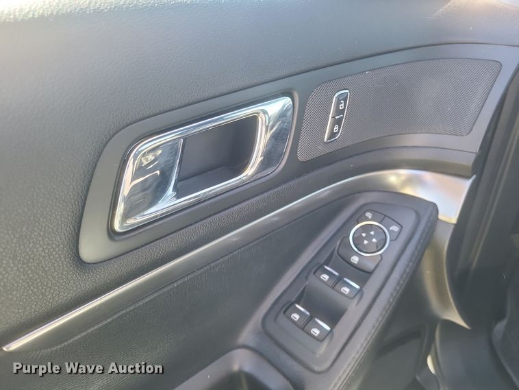 image for item DQ3724 2017 Ford  Explorer Police Interceptor  SUV