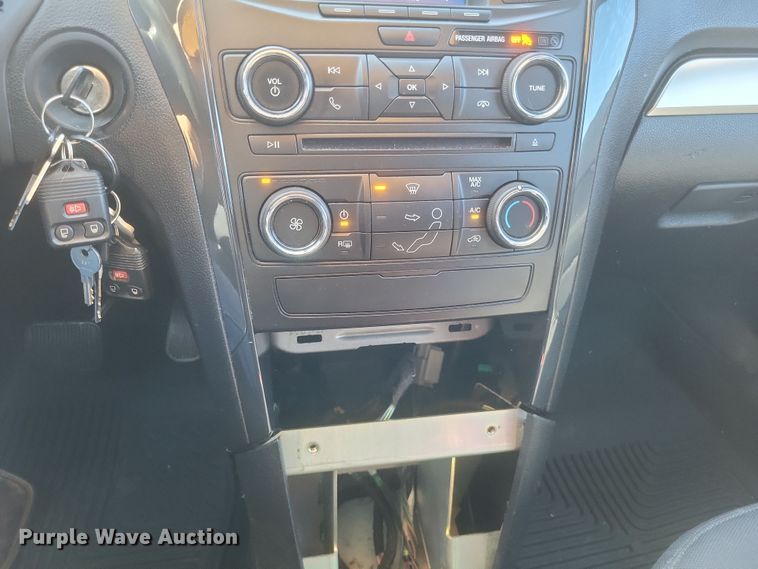 image for item DQ3724 2017 Ford  Explorer Police Interceptor  SUV