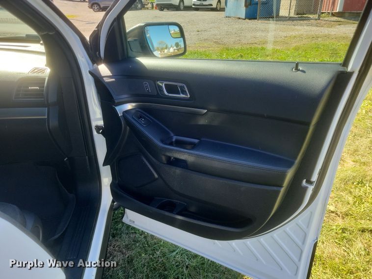 image for item DQ3724 2017 Ford  Explorer Police Interceptor  SUV