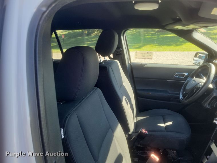 image for item DQ3724 2017 Ford  Explorer Police Interceptor  SUV