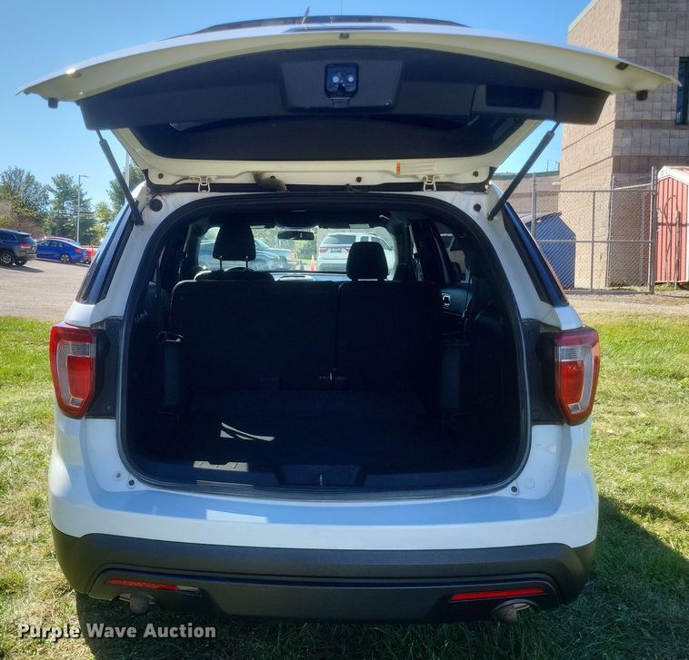 image for item DQ3724 2017 Ford  Explorer Police Interceptor  SUV