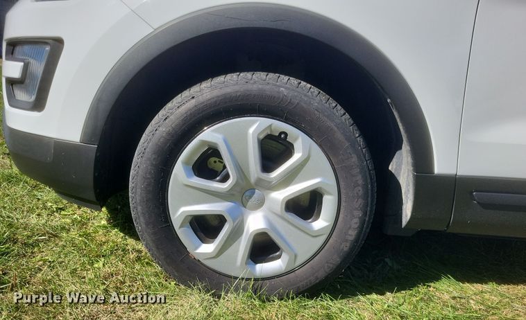 image for item DQ3724 2017 Ford  Explorer Police Interceptor  SUV