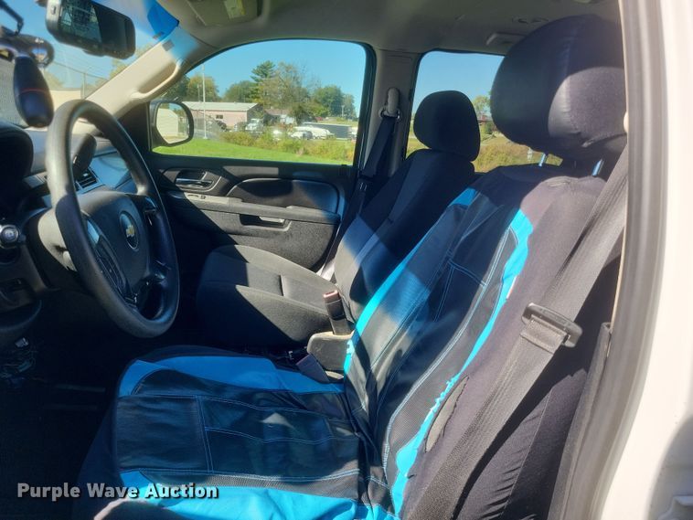 image for item DQ3727 2013 Chevrolet  Tahoe Police SUV