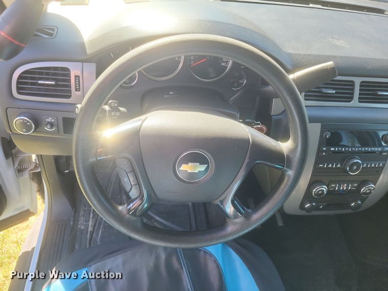 image for item DQ3727 2013 Chevrolet  Tahoe Police SUV