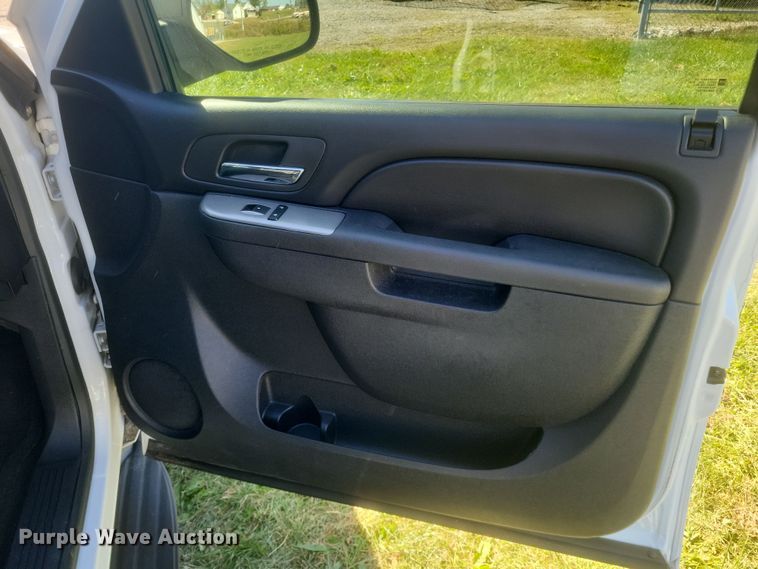 image for item DQ3727 2013 Chevrolet  Tahoe Police SUV