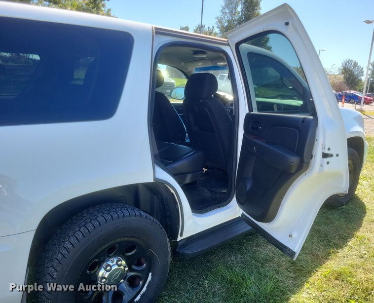 image for item DQ3727 2013 Chevrolet  Tahoe Police SUV