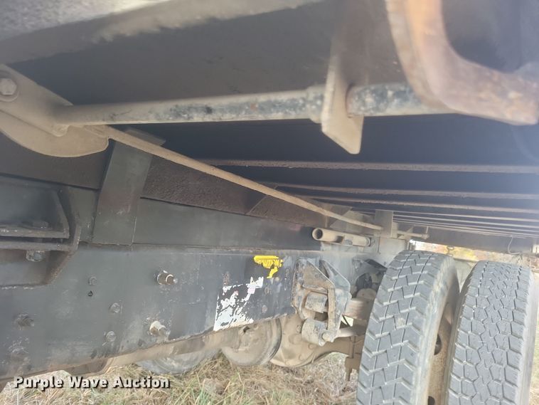 image for item DQ3737 2006 Ford  F650 Super Duty XL  dump truck