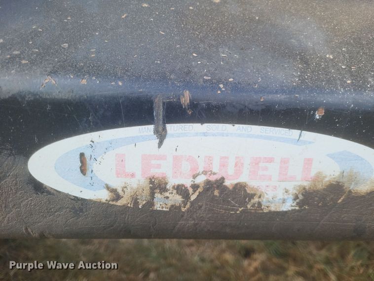 image for item DQ3737 2006 Ford  F650 Super Duty XL  dump truck