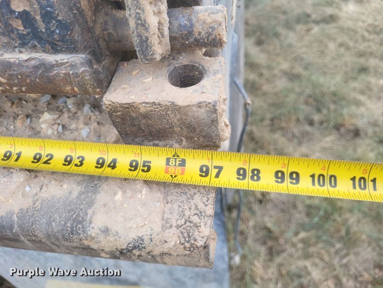 image for item DQ3737 2006 Ford  F650 Super Duty XL  dump truck