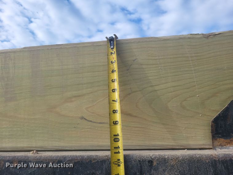 image for item DQ3737 2006 Ford  F650 Super Duty XL  dump truck