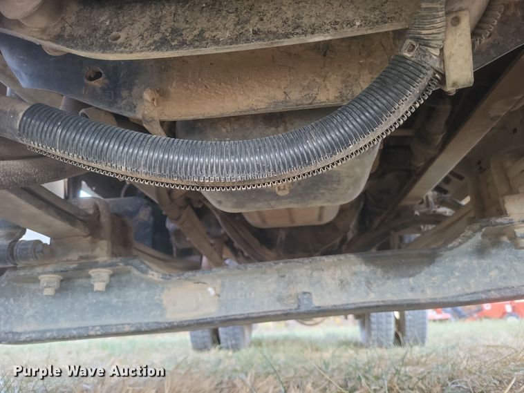 image for item DQ3737 2006 Ford  F650 Super Duty XL  dump truck