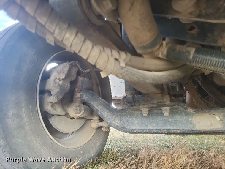 image for item DQ3737 2006 Ford  F650 Super Duty XL  dump truck