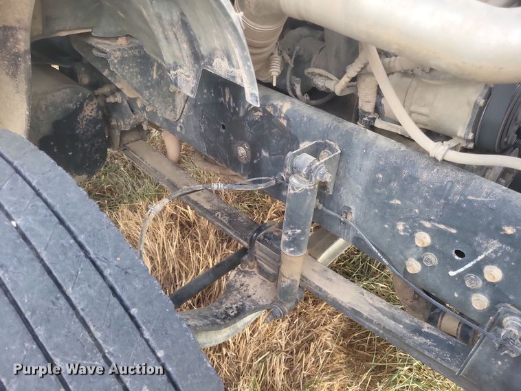 image for item DQ3737 2006 Ford  F650 Super Duty XL  dump truck