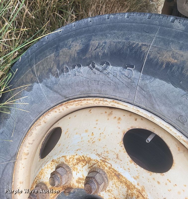 image for item DQ3737 2006 Ford  F650 Super Duty XL  dump truck