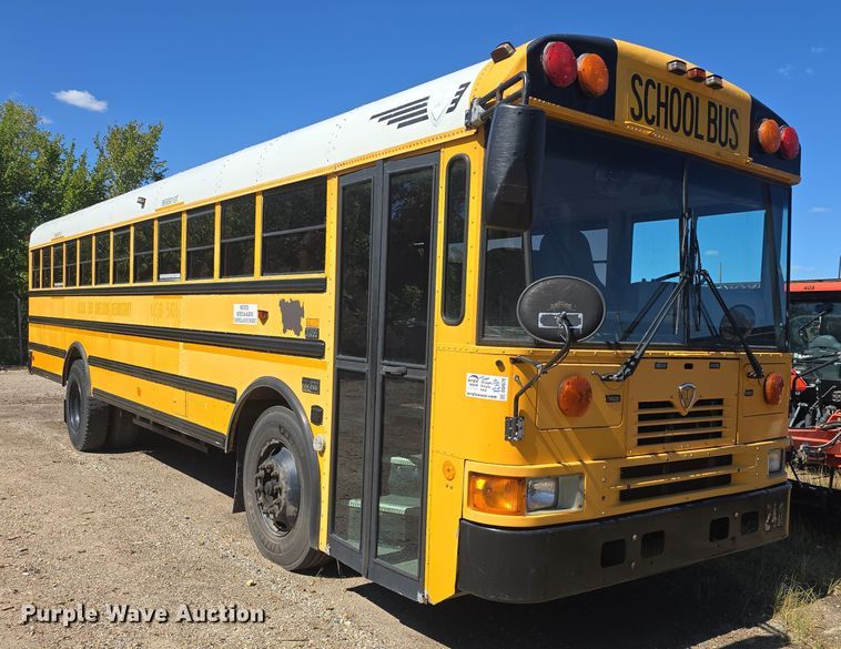 image for item DQ4570 2004 IC FE300 school bus