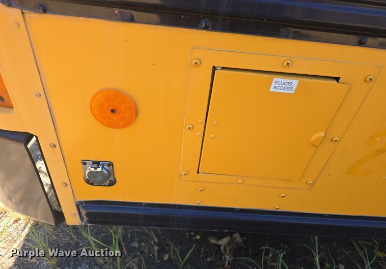 image for item DQ4570 2004 IC FE300 school bus