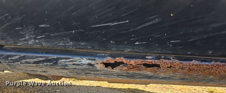 image for item DQ5226 2001 Chevrolet Silverado 1500 pickup truck