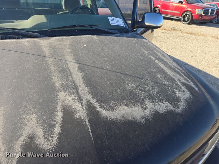 image for item DQ5226 2001 Chevrolet Silverado 1500 pickup truck