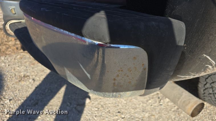 image for item DQ5226 2001 Chevrolet Silverado 1500 pickup truck