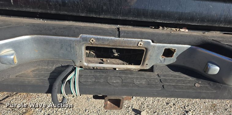 image for item DQ5226 2001 Chevrolet Silverado 1500 pickup truck