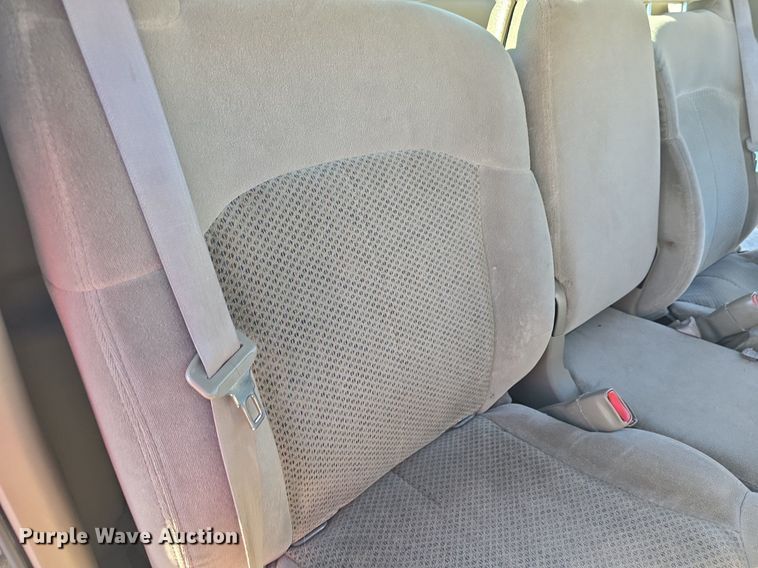 image for item DQ5226 2001 Chevrolet Silverado 1500 pickup truck