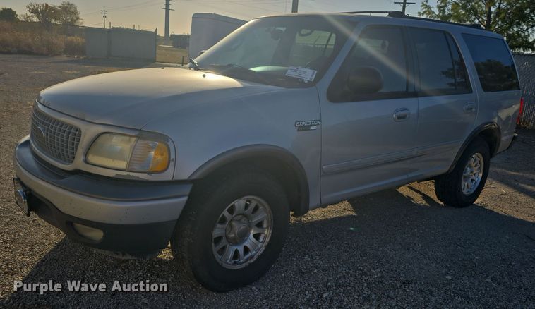 image for item DQ5230 2001 Ford Expedition SUV